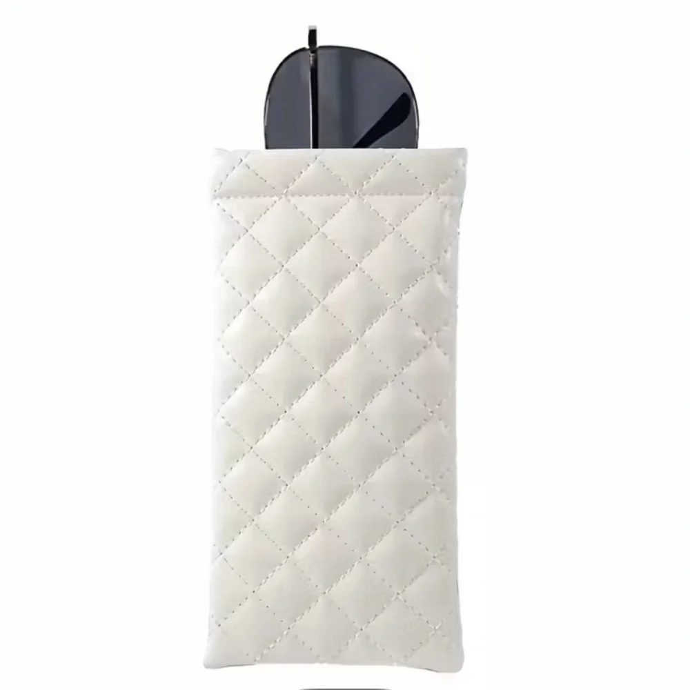 Quilted Set White/Black Eyeglass Case ❤️HP❤️